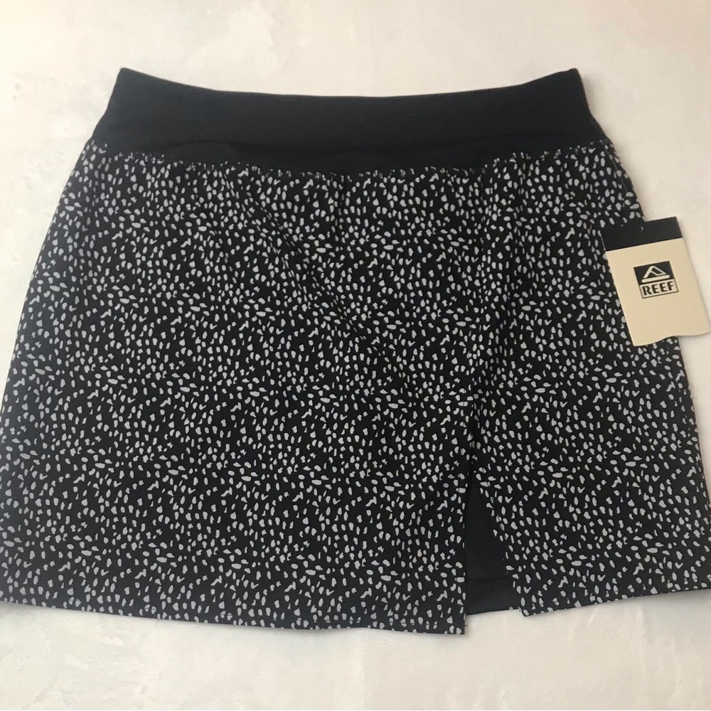 NWT Reef Womens Skort Black White Size Small Activewear